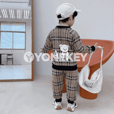 Çagalar üçin komplekt eşikler.