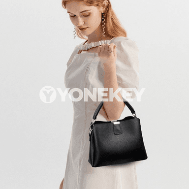 Gyzlar üçin niýetlenen owadan sumka.