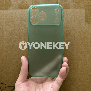 iPhone telefonlar üçin owadan dürli görnüşde çehollar.