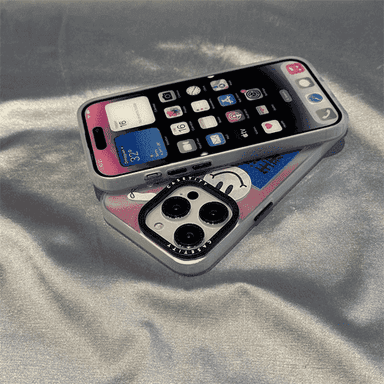 iPhone modelli telefonlar üçin niýetlenen çehol.