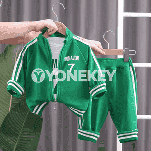Oglan çagalar üçin komplekt spor eşik 